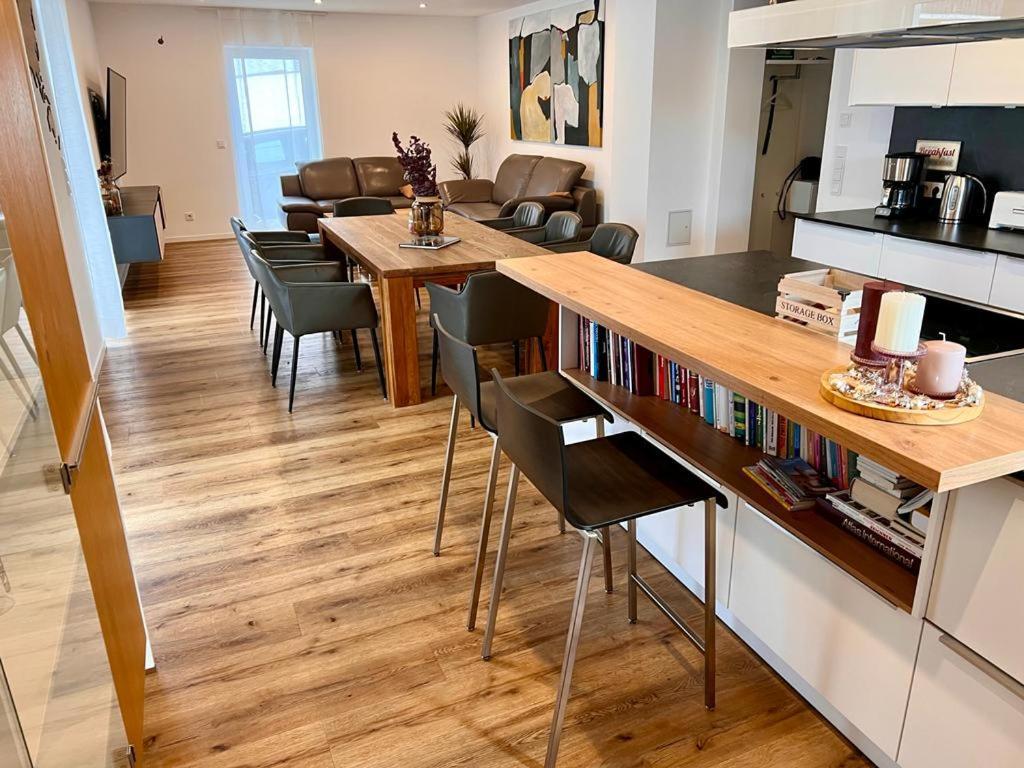 Apartments Bei Playmobil Eg,130M2,Grosse Terassen,24H Self Check-In, Free Parking Zirndorf Buitenkant foto